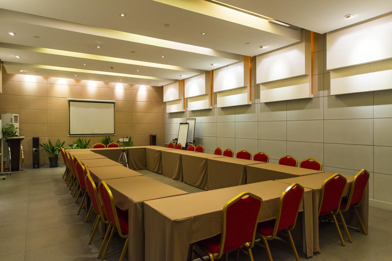 Jinjiang Inn Foshan Zumiao Qinren Road Екстер'єр фото